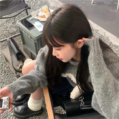 在这里